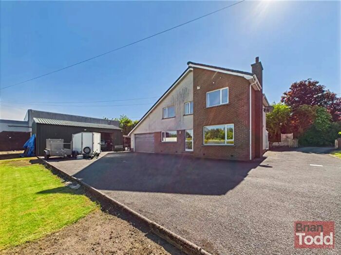 4 Bedroom Detached House For Sale In Old Larne Road, Ballyclare, BT39