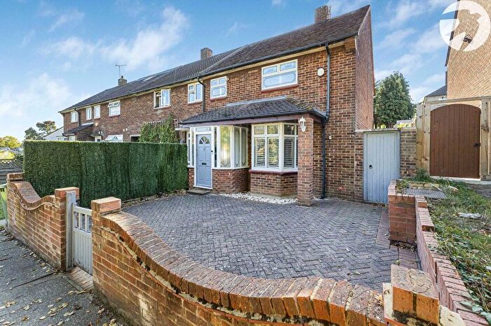 2 Bedroom End Terrace House For Sale In Leesons Way, St Pauls Cray, Kent, BR5