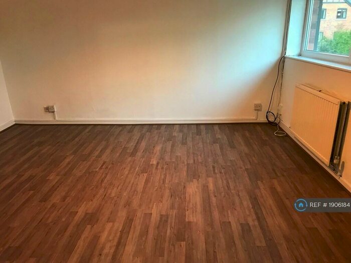 2 Bedroom Flat To Rent In The Race, Handforth, Wilmslow, SK9