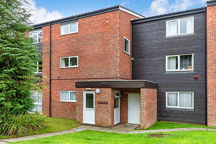 1 Bedroom Flat To Rent In Gilligan Close, Horsham, RH12
