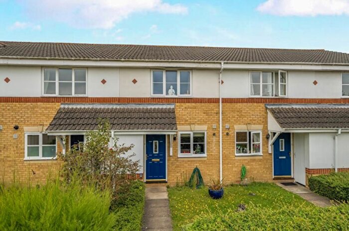 2 Bedroom Property To Rent In Stocton Close, Guildford, GU1