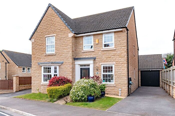 4 Bedroom Detached House For Sale In Park Road, Oulton, Leeds, LS26