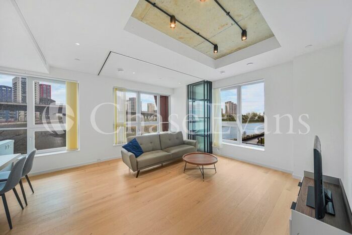 2 Bedroom Apartment To Rent In Douglass Tower, Goodluck Hope, London, E14