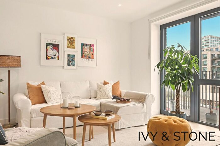 1 Bedroom Flat For Sale In Banyan Court, Royal Wharf, E16