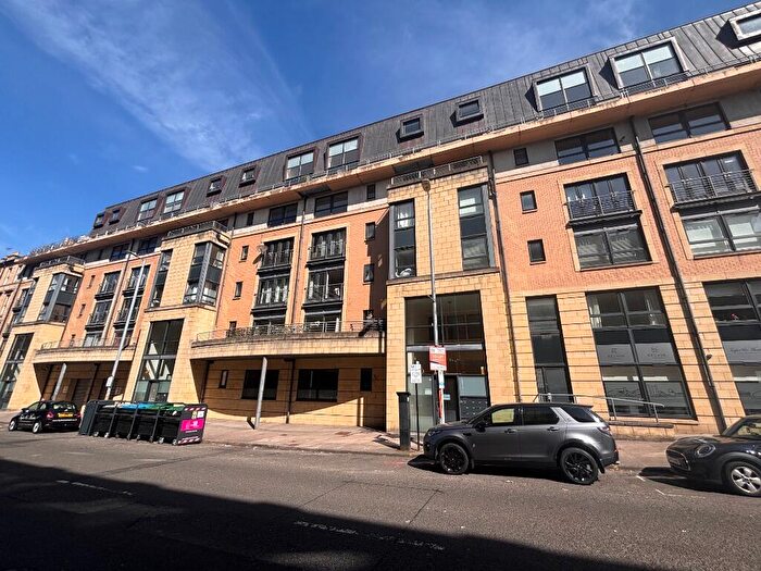 3 Bedroom Flat To Rent In Berkeley Street, City Centre, Glasgow, G3