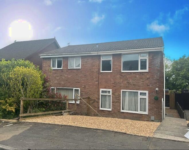 3 Bedroom House To Rent In Nant-y-Ffynnon, Brackla, Bridgend, CF31