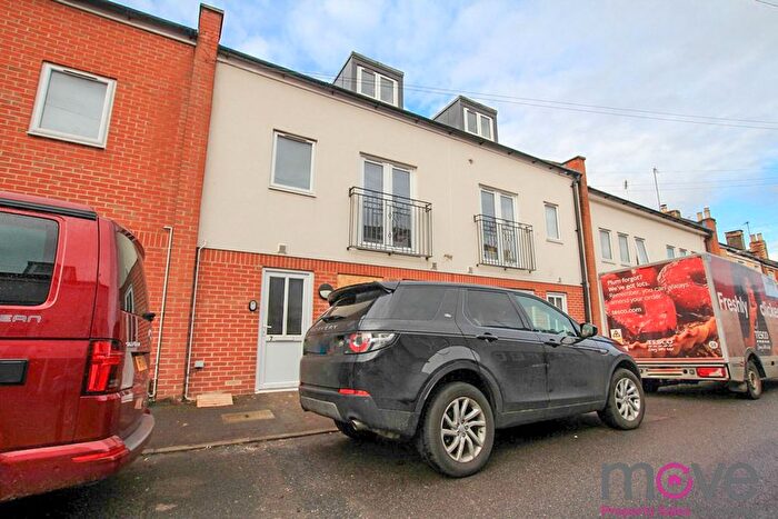 4 Bedroom Terraced House To Rent In Stoneville Street, Cheltenham, GL51