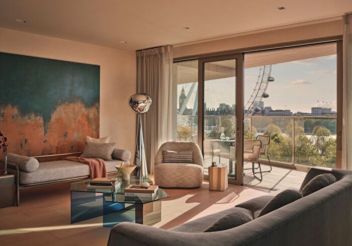 2 Bedroom Flat For Sale In Seven, Southbank Place, SE1
