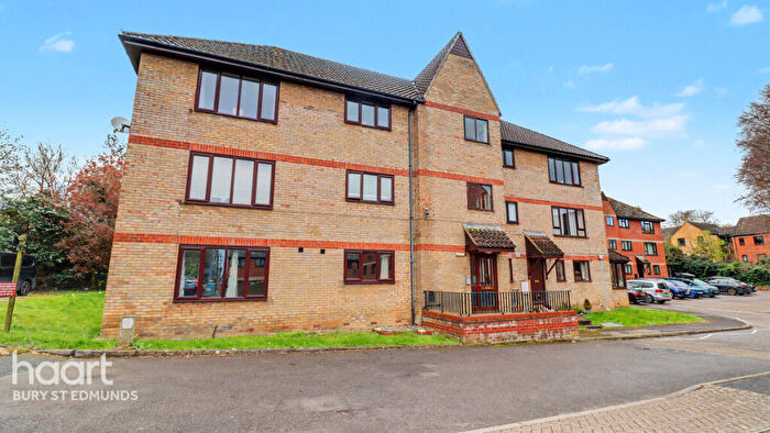 2 Bedroom Flat For Sale In Out Risbygate Street, Bury St Edmunds, IP33