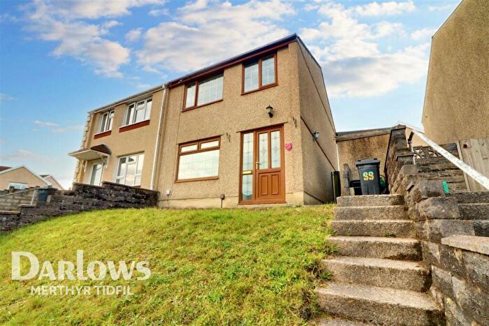 3 Bedroom Semi-Detached House To Rent In Beacons View, Neath, SA11