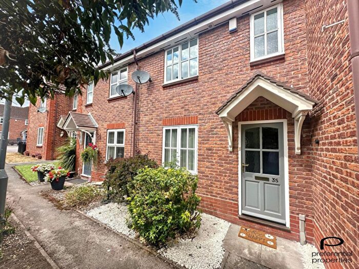 2 Bedroom Terraced House For Sale In Birch Close, Sutton Coldfield, B76