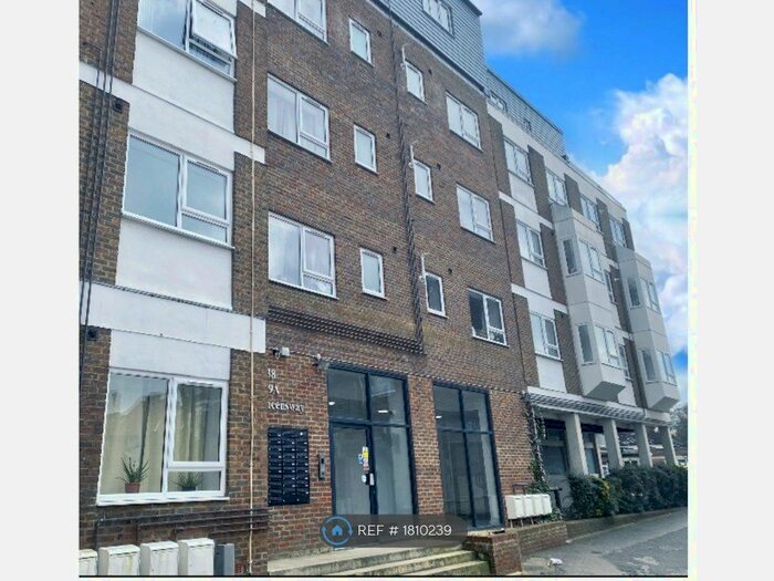 1 Bedroom Flat To Rent In Queensway, Bletchley, Milton Keynes, MK2