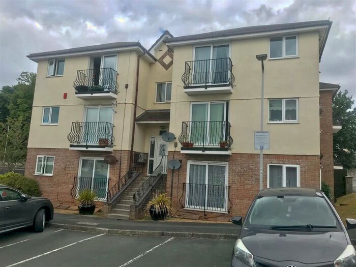 2 Bedroom Flat To Rent In St. Judes, Plymouth, PL4