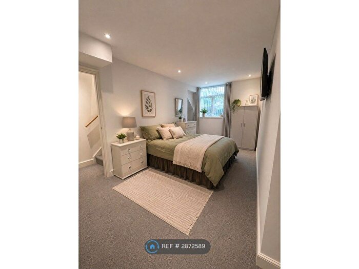 1 Bedroom Flat To Rent In Thorburn Road, Wirral, CH62