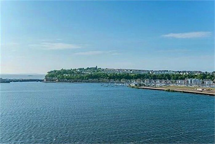 2 Bedroom Flat To Rent In Ferry Court, Cardiff, CF11