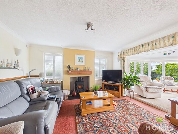 3 Bedroom Detached Bungalow For Sale In Lower Road, Harmer Hill, Shrewsbury, SY4