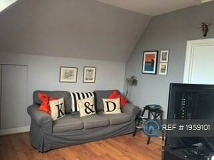 1 Bedroom Flat To Rent In Winchmore Hill, London, N21