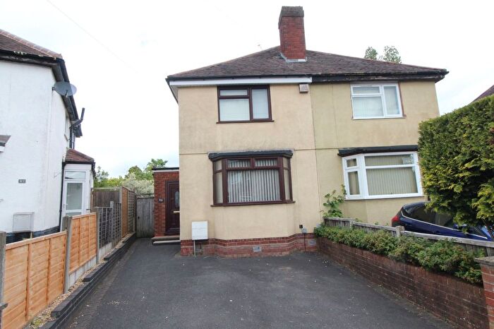2 Bedroom Semi-Detached House To Rent In Howard Road, Solihull, West Midlands, B92