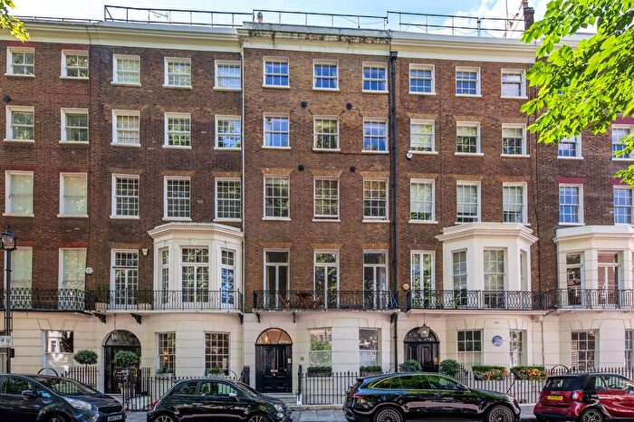 2 Bedroom Flat For Sale In Montagu Square, Marylebone, London, W1H