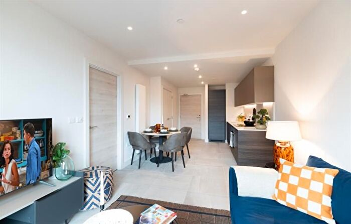 1 Bedroom Flat To Rent In New York Square, Quarry Hill, Leeds, LS2