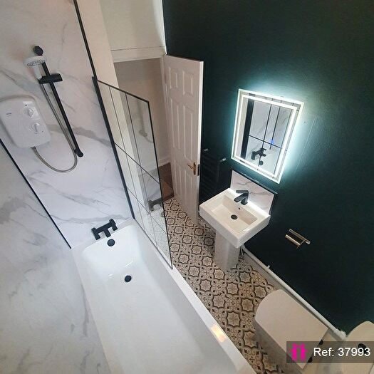 Studio To Rent In Stamford Street East, Ashton-Under-Lyne, OL6