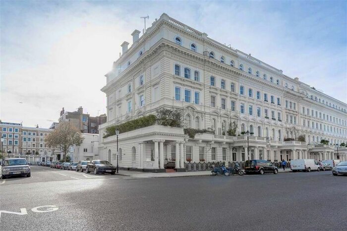 Studio To Rent In Queen's Gate Terrace, London, SW7