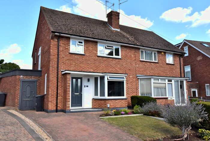 3 Bedroom Semi-Detached House To Rent In Hope Green, Watford, WD25