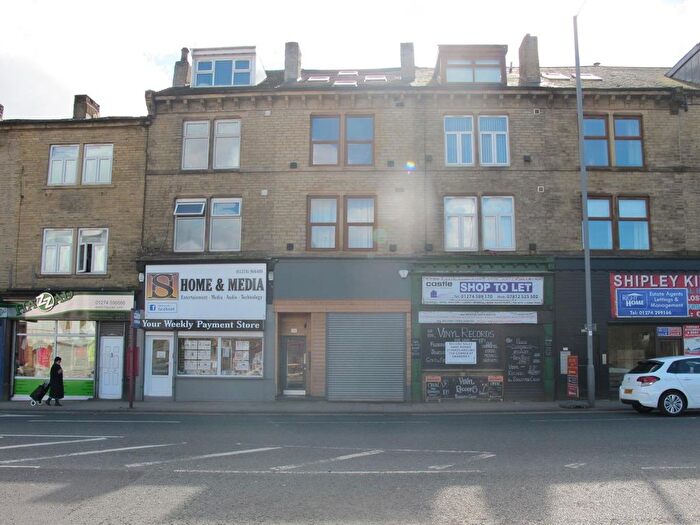 1 Bedroom Flat To Rent In Briggate, Shipley, West Yorkshire, BD17