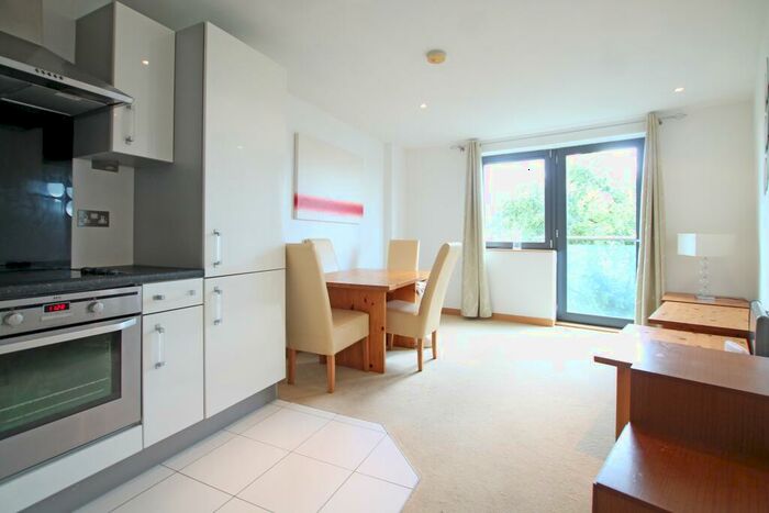 1 Bedroom Flat To Rent In Salts Mill Road, Shipley, Bradford, BD17