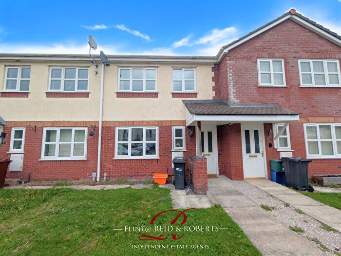 3 Bedroom Mews For Sale In Alston Court, Bagillt, CH6