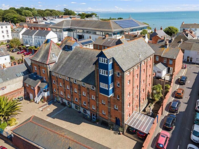 2 Bedroom Flat For Sale In Spring Road, Weymouth, DT4