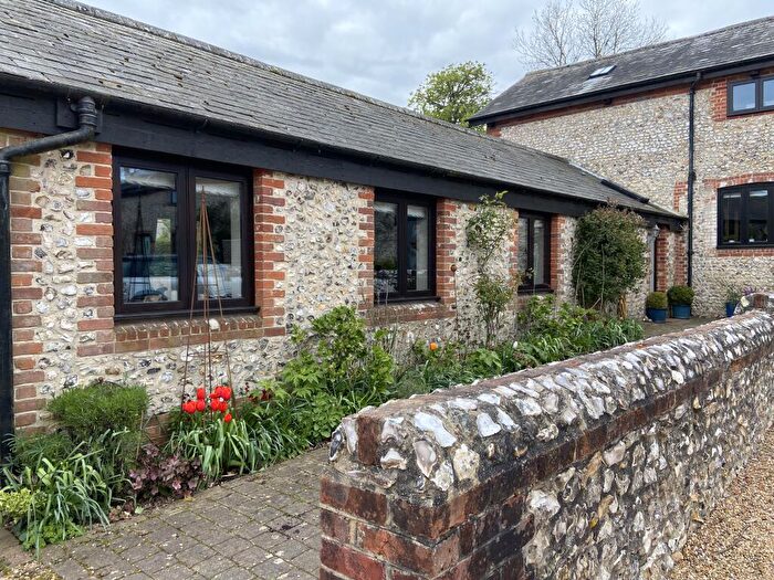 4 Bedroom End Of Terrace House To Rent In Waterlooville, Hampshire, PO8