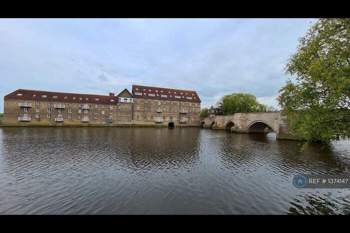 2 Bedroom Flat To Rent In Bridge Place, Huntingdon, PE29