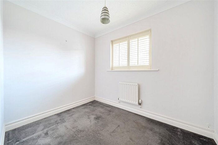 4 Bedroom Detached House For Sale In Topiary Gardens, Locks Heath, Southampton, Hampshire, SO31