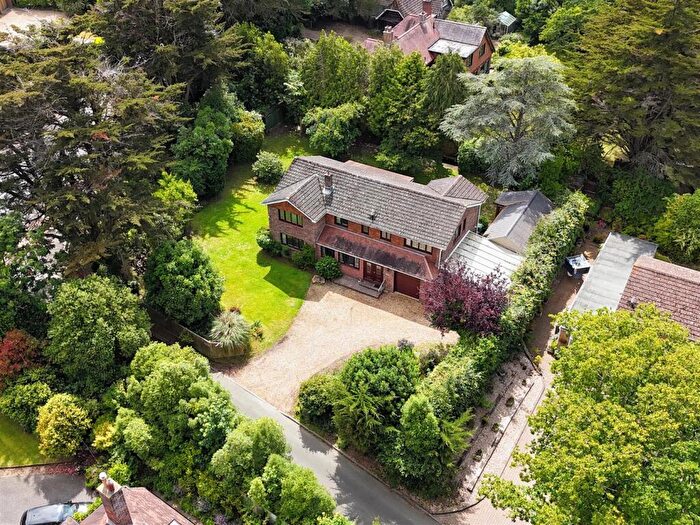 5 Bedroom Detached House For Sale In Ashlake Copse Lane, Wootton Bridge, PO33