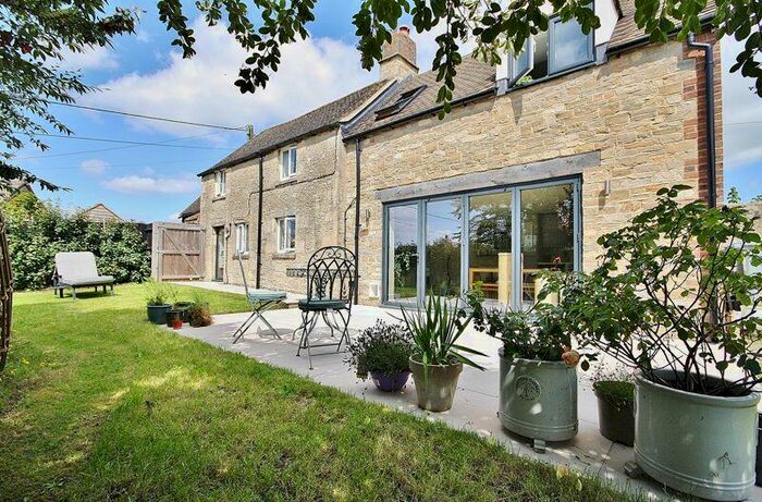 3 Bedroom Cottage For Sale In Crawley, Farm Lane, Partridge Cottage, OX29