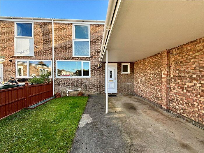 3 Bedroom End Of Terrace House For Sale In Bristol Road, Bicester, Oxfordshire, OX26