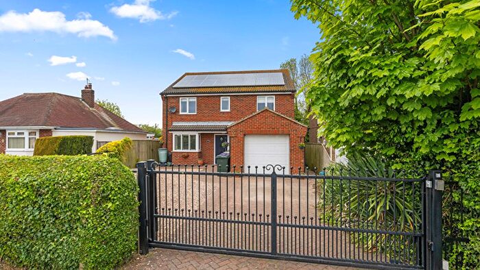 4 Bedroom Detached House For Sale In Holywell Road, Alford, LN13