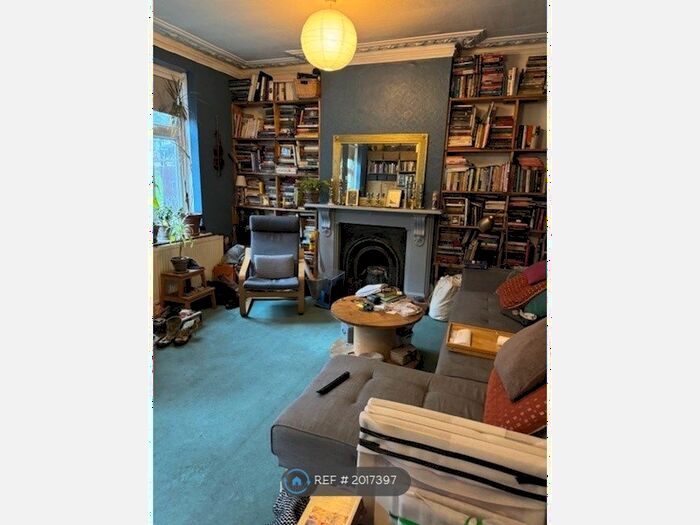 1 Bedroom Flat To Rent In Crouch End Hill, London Crouch End, N8
