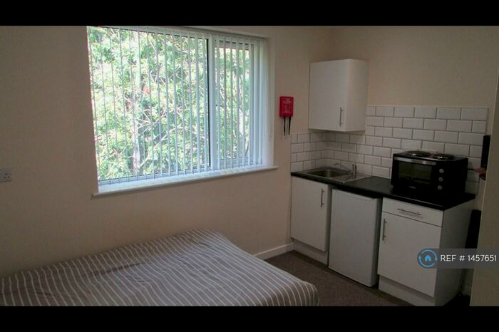 Studio To Rent In London Road, Coventry, CV3