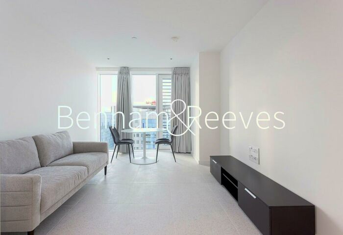 1 Bedroom Apartment To Rent In Silk District, Whitechapel, E1