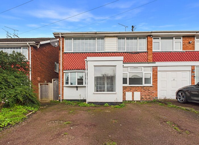 4 Bedroom Semi Detached House For Sale In Heather Road, Great Barr, Birmingham, B43