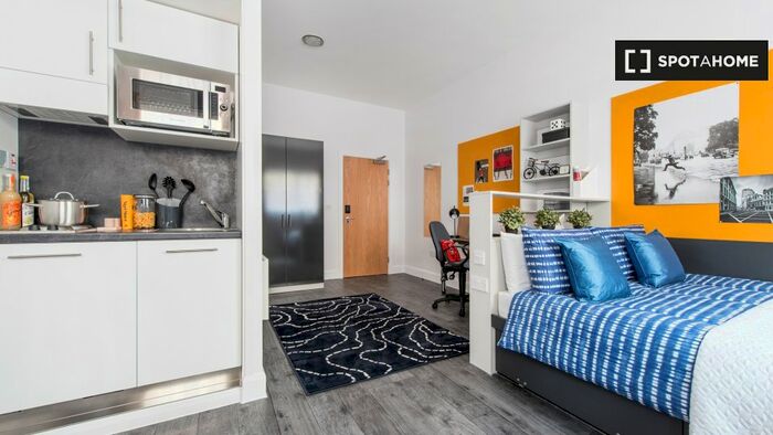 Studio To Rent In -27 Britannia St, WC1X