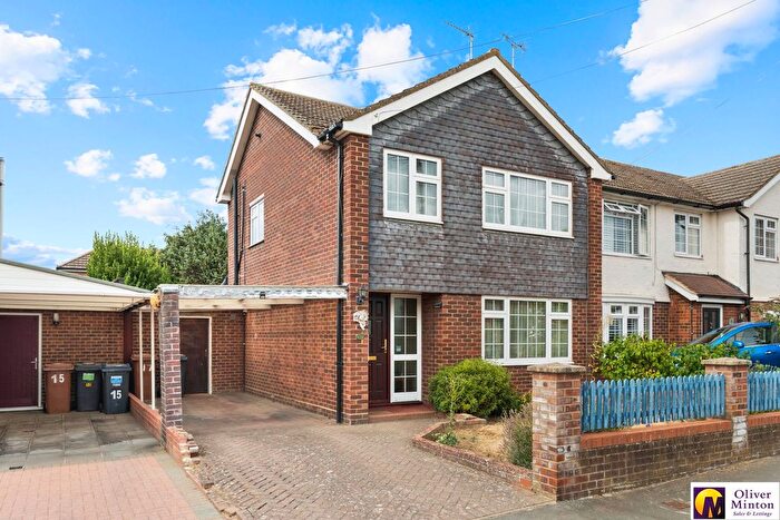3 Bedroom Semi Detached House For Sale In Fishers Mead, Puckeridge, SG11