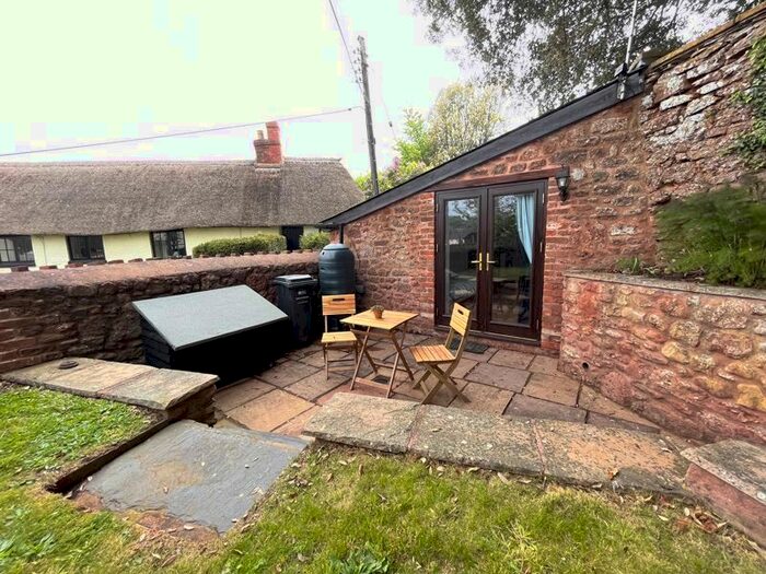 1 Bedroom Property To Rent In Langford Budville, Wellington, TA21