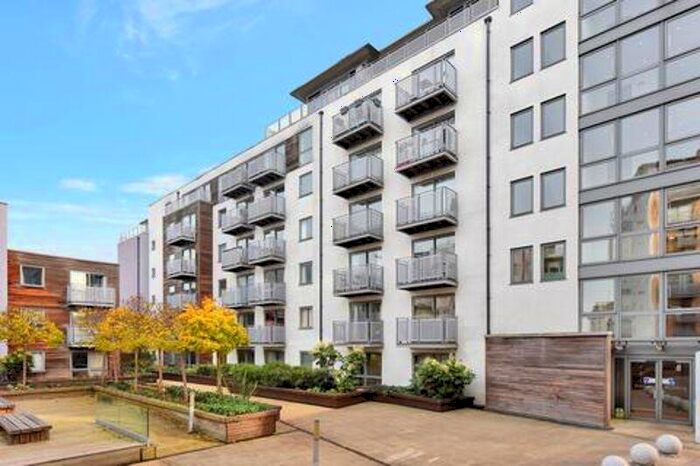 1 Bedroom Flat To Rent In Deals Gateway, Deptford Bridge, SE13