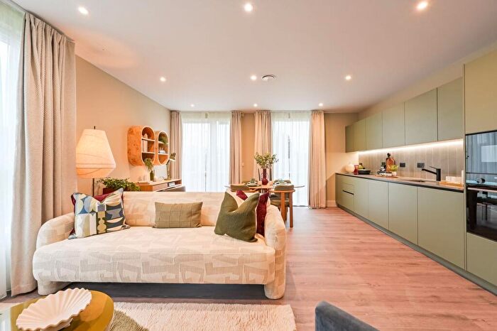 1 Bedroom Flat For Sale In Southmere, Abbey Wood, SE2