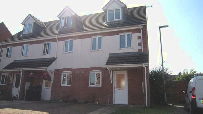 3 Bedroom End Of Terrace House To Rent In Lindum Mews, North Hykeham, LN6