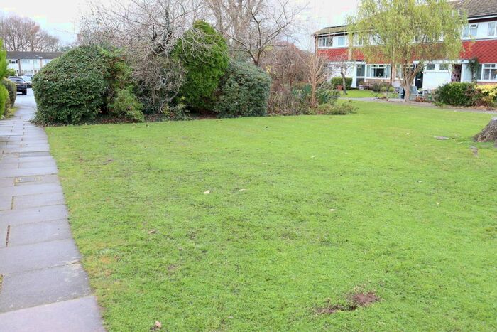 3 Bedroom Terraced House To Rent In Rivermead, Byfleet KT14