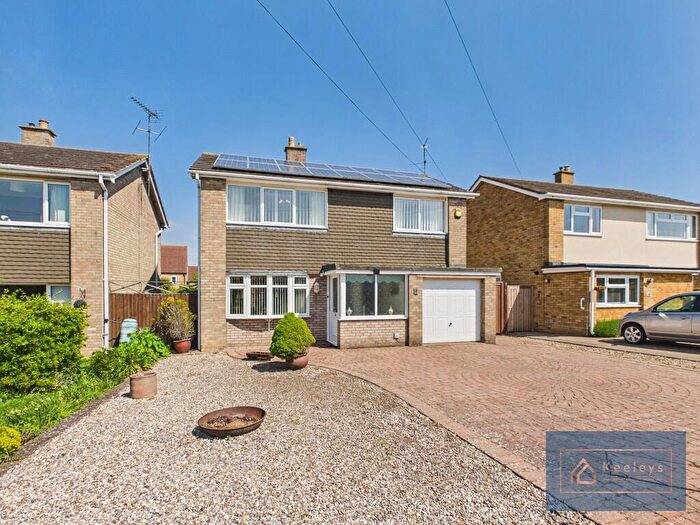 4 Bedroom Detached House For Sale In St. Andrews Way, Ely, CB6